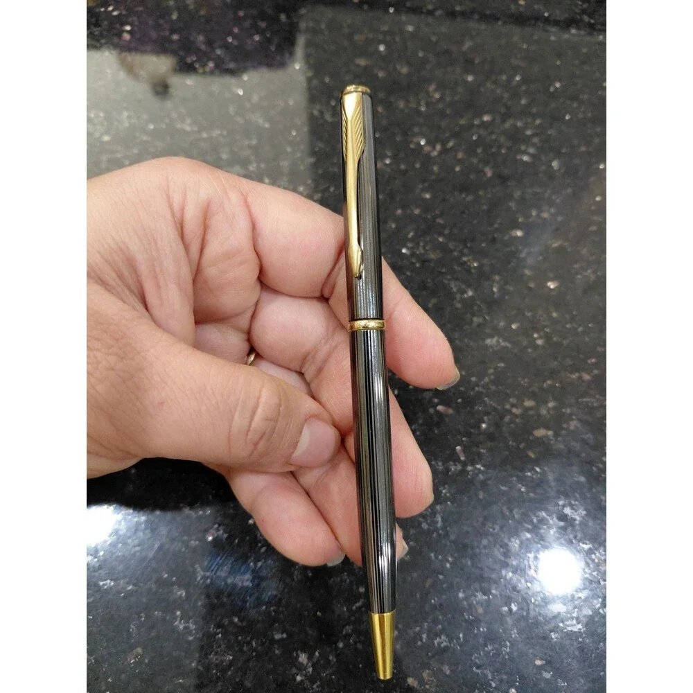 Parker Twist Mechanism Ballpoint Gold Metalic (Black Color)